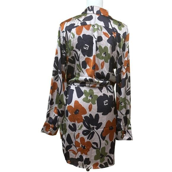 Karlie wrap dress, autumnal colors, large, floral, office, whimsical, colorful - Picture 3 of 6